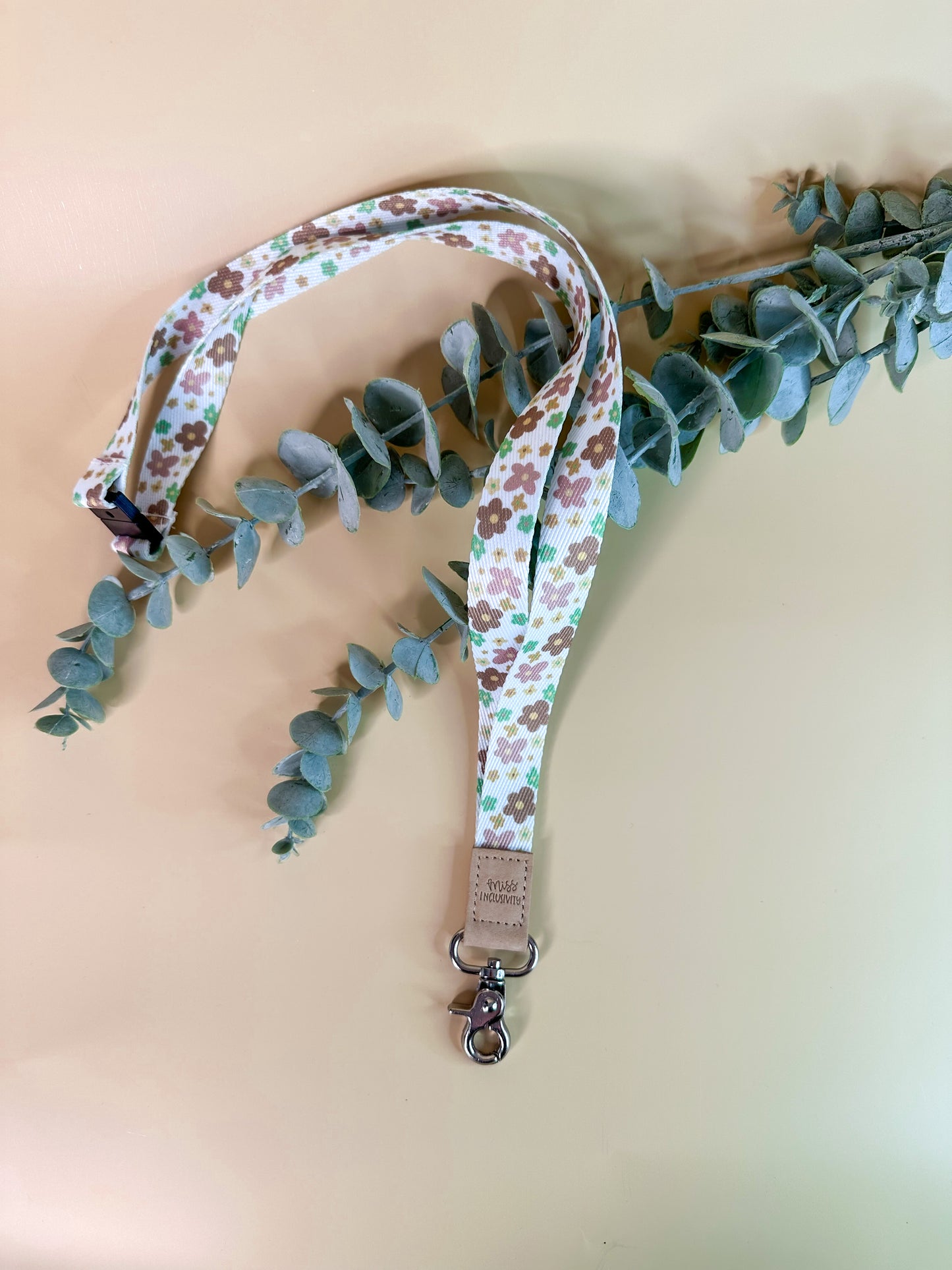 Neutral Retro Floral Lanyard